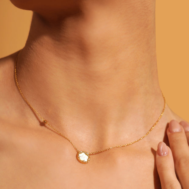 LILA NECKLACE